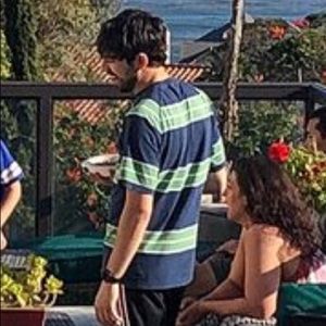 Meet your Posher, Galeb